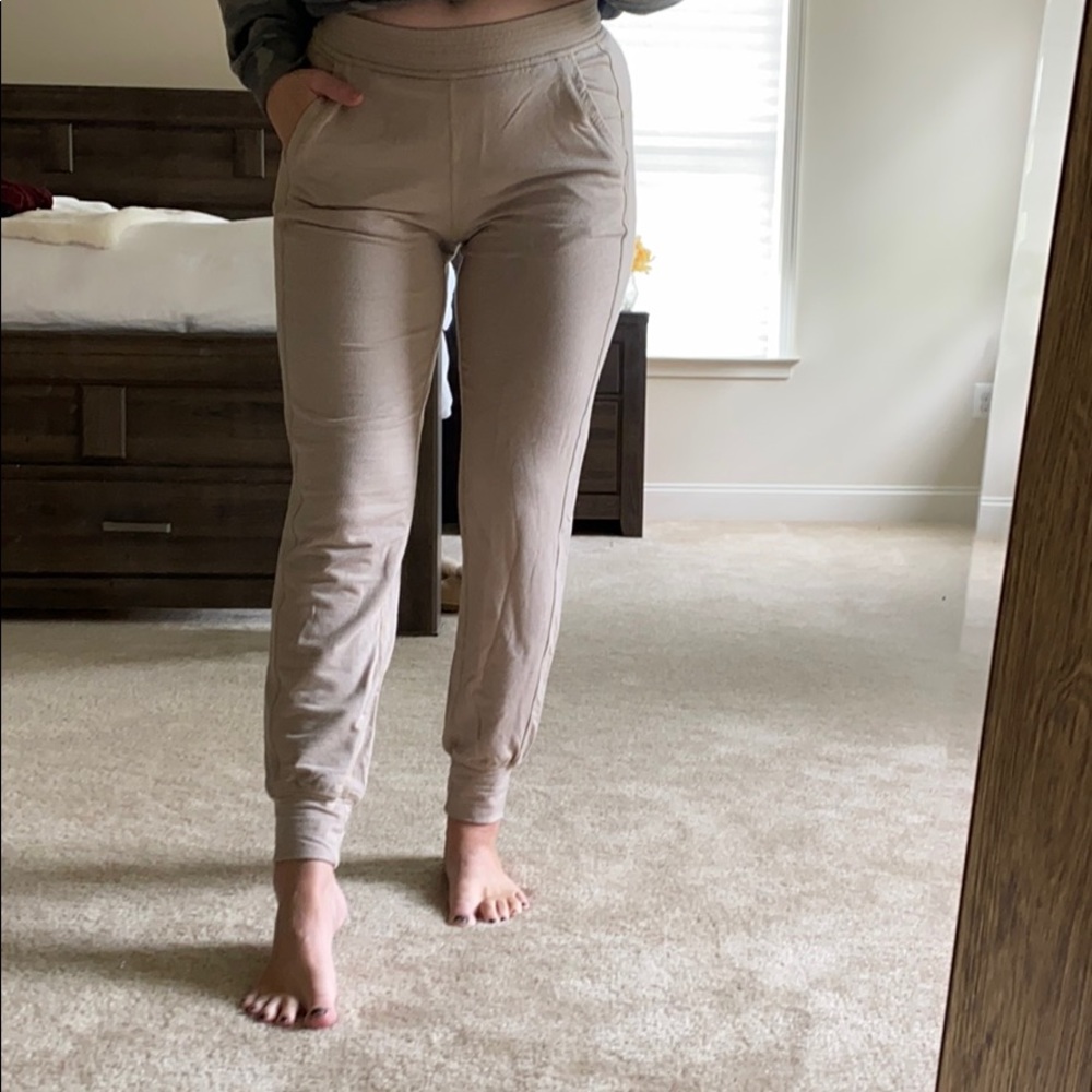 Lululemon joggers